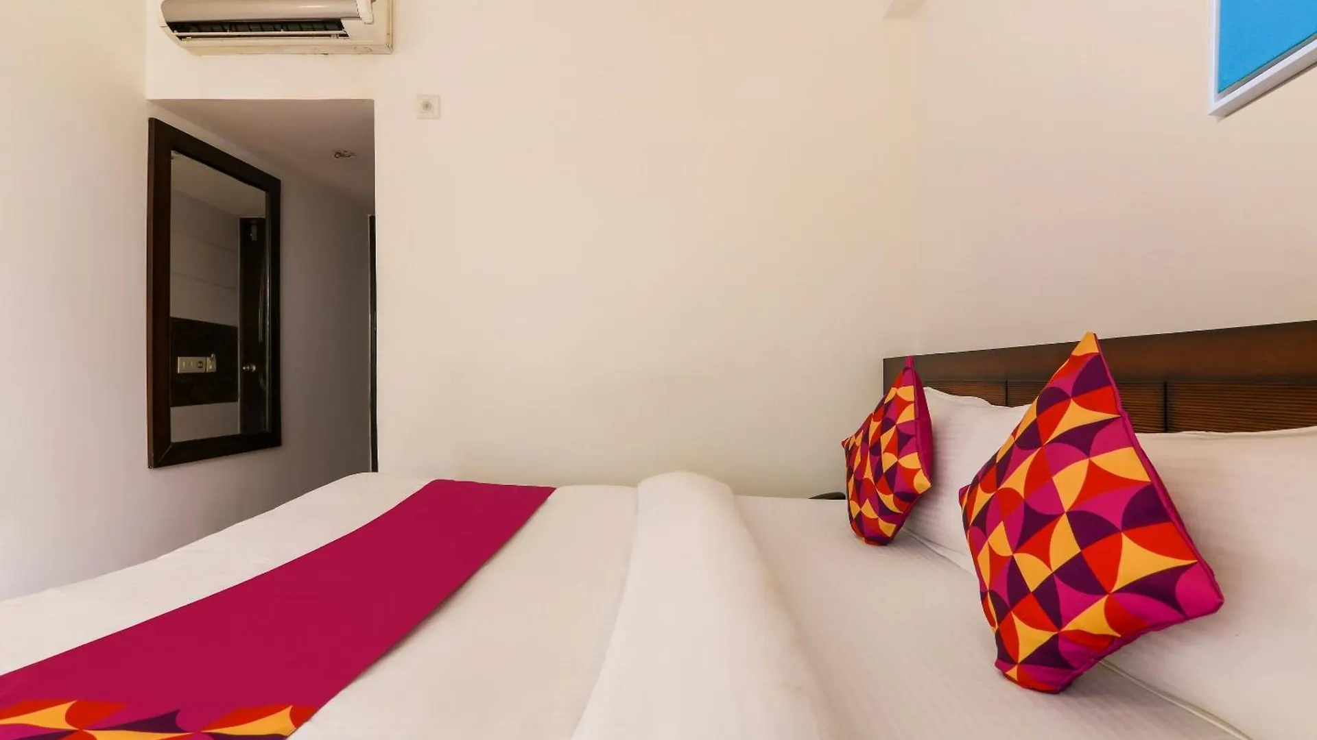 Hotel O Sky Hotel Near Inox Gurgaon Dreamz 3*,  Inde