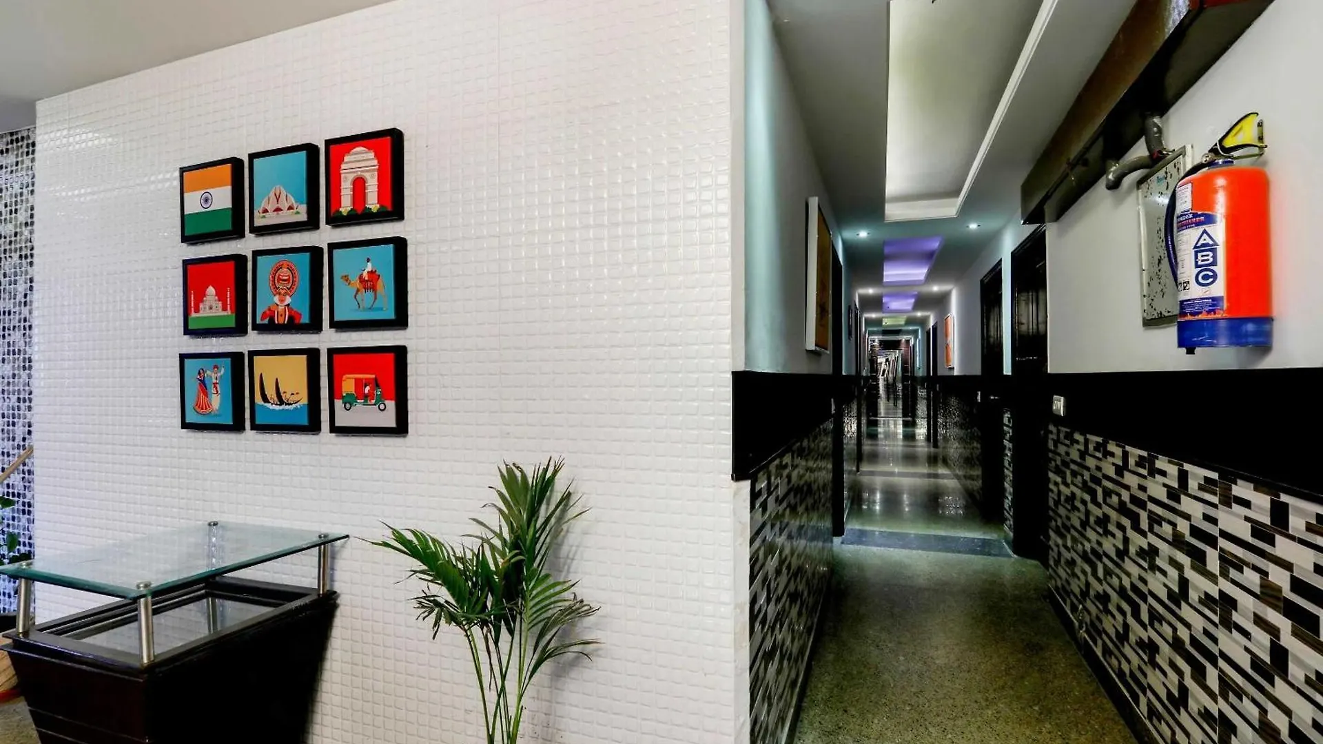 Hotel O Sky Hotel Near Inox Gurgaon Dreamz 3*,  Inde