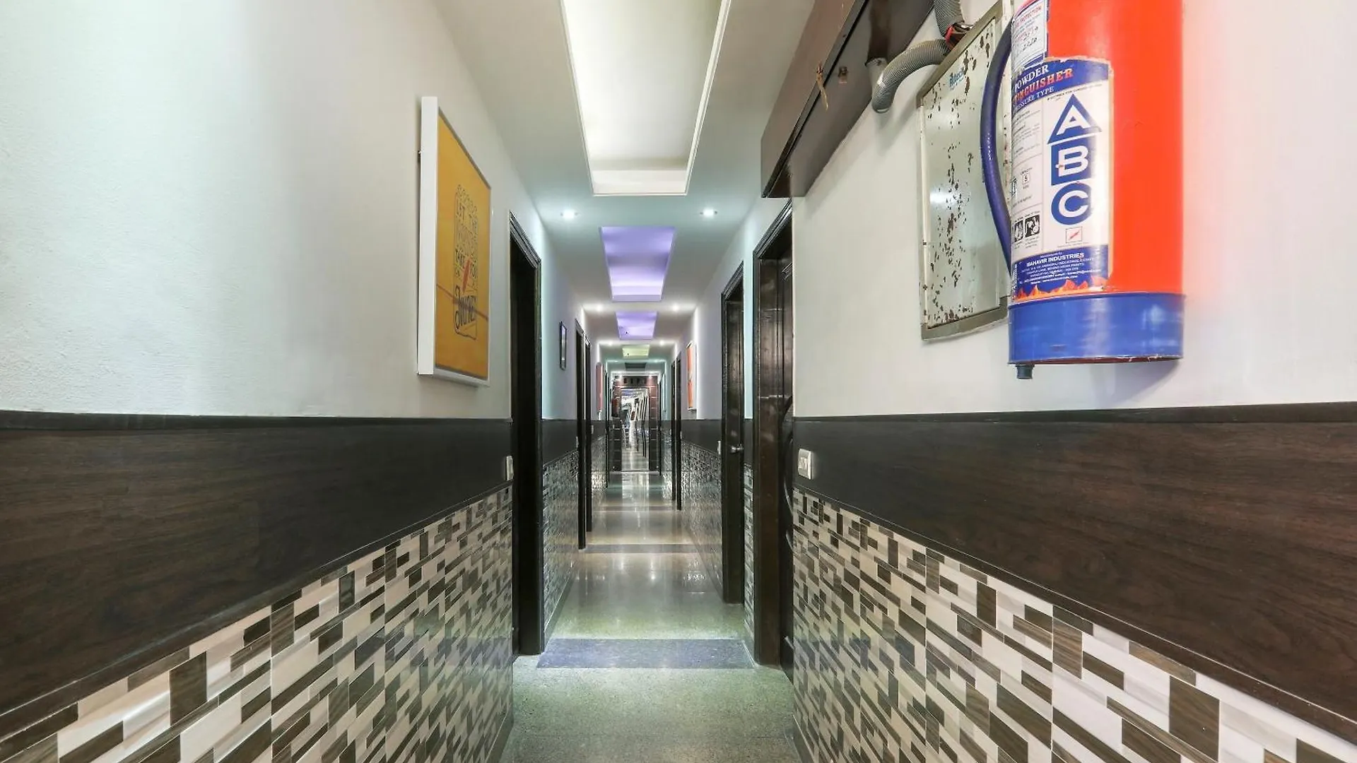 ***  Hotel O Sky Hotel Near Inox Gurgaon Dreamz Inde